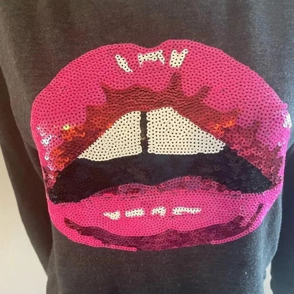 Pink Sequin Lip Sweater Forever 21 Barbiecore Size Small Like New!‎ - Picture 3 of 5